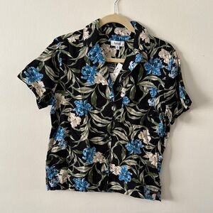 Kensie Linen Blend Floral Short Sleeve Shirt NWT